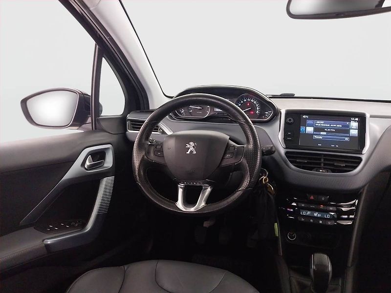 Peugeot 208 (2016) 1.2 PureTech, Navi, Tempomat - fotka 7 z 19