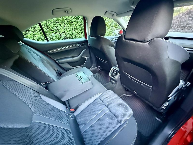 Škoda Octavia (2023) 2,0TDi 85kW STYLE LED MATRIX  - fotka 10 z 19