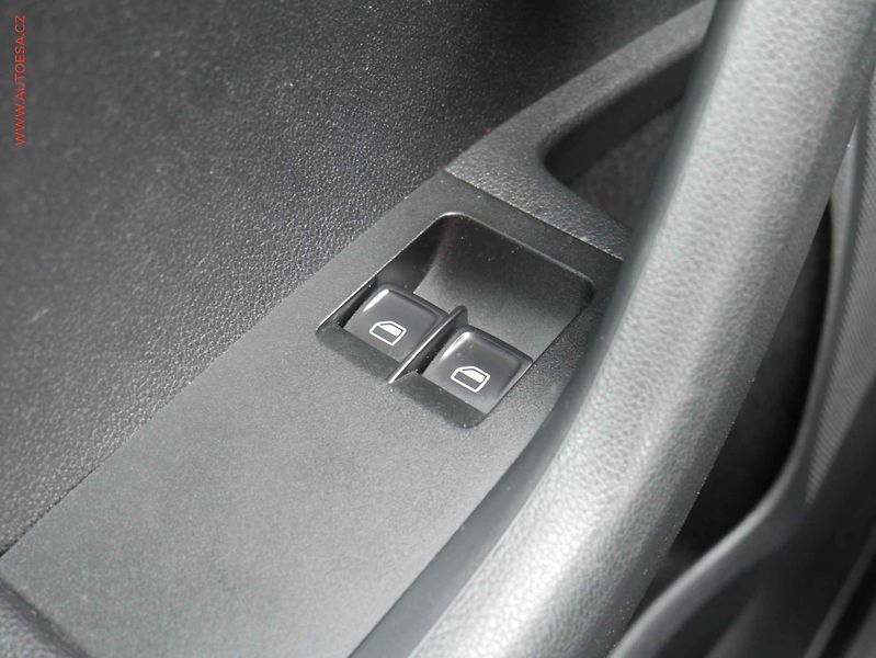 Škoda Octavia (2015) 1.4G-TEC, ČR, Ambition - fotka 11 z 15