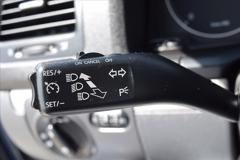 Volkswagen Golf 1,9 TDI 77KW 4X4 PO ROZVODECH - fotka 35 z 46