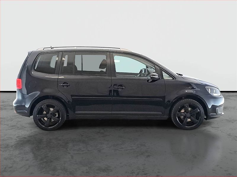 Volkswagen Touran (2011) 1.4 TSI, 7 míst, Navi - fotka 6 z 21