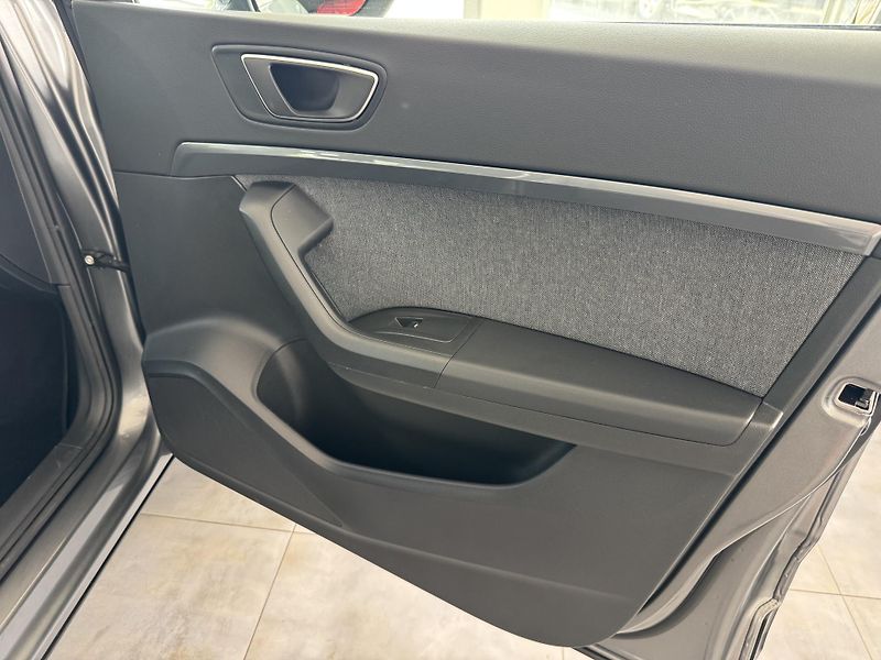 Seat Ateca (2024) 1,5TSi DSG LED ACC - fotka 23 z 33
