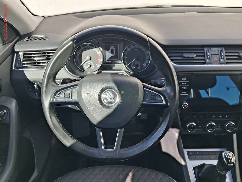Škoda Octavia (2017) 1.4 TSi, Drive, LED - fotka 11 z 16