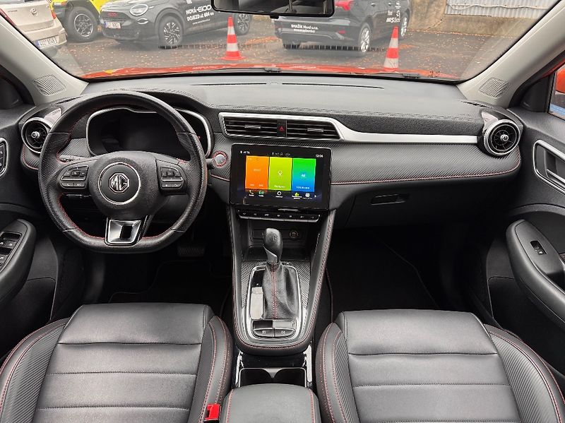 MG ZS (2023) 1,0 TGI (111k) 6AT Exclusive - fotka 17 z 42