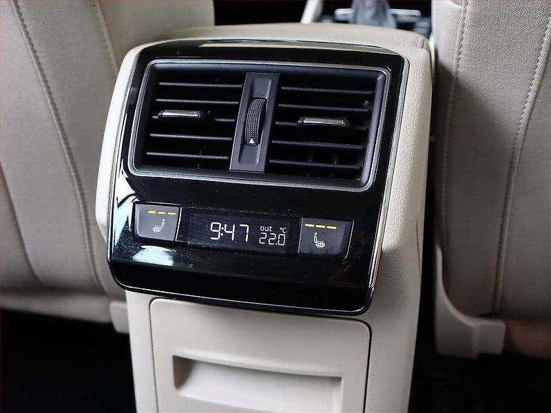 Škoda Superb (2018) 1.4 TSI, Automat, Tempomat - fotka 19 z 20