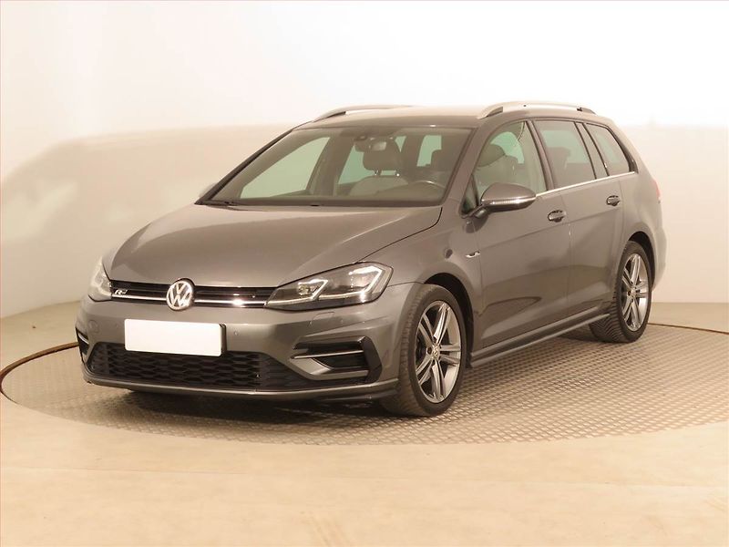 Volkswagen Golf (2019) R-Line 1.6 TDI, Automat - fotka 2 z 17
