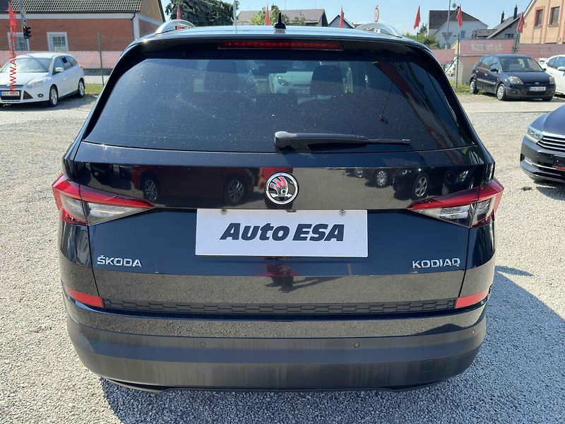 Škoda Kodiaq (2019) 2.0 TDi, DSG, STK5/28 - fotka 5 z 23