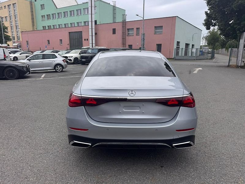 Mercedes-Benz Třídy E (2026) E 450 d 4MATIC - fotka 6 z 23