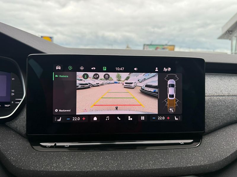 Škoda Octavia Top Selection 2.0 TDI 110kw DS - fotka 18 z 29