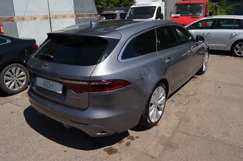 Jaguar XF - fotka 15 z 16