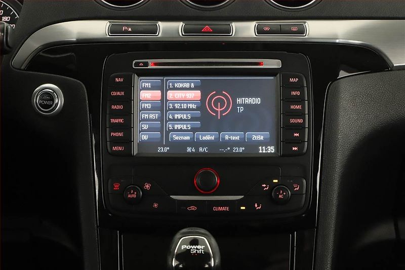 Ford Galaxy (2013) 2.0 TDCi, Automat, 7 míst - fotka 14 z 18