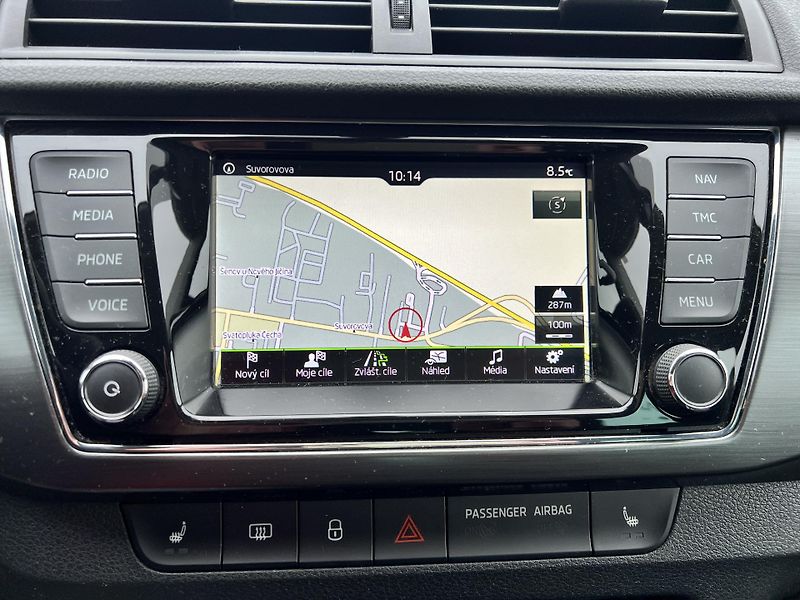 Škoda Fabia JOY 1.0MPi 55kw KLIMA NAVI ALU - fotka 23 z 47
