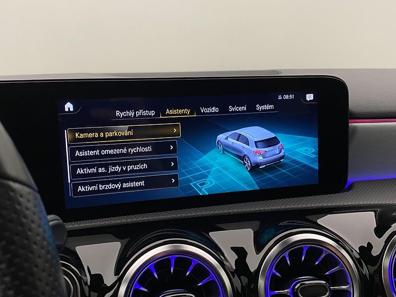 Mercedes-Benz Třídy A A200 AMG 120kW AUT - fotka 45 z 51