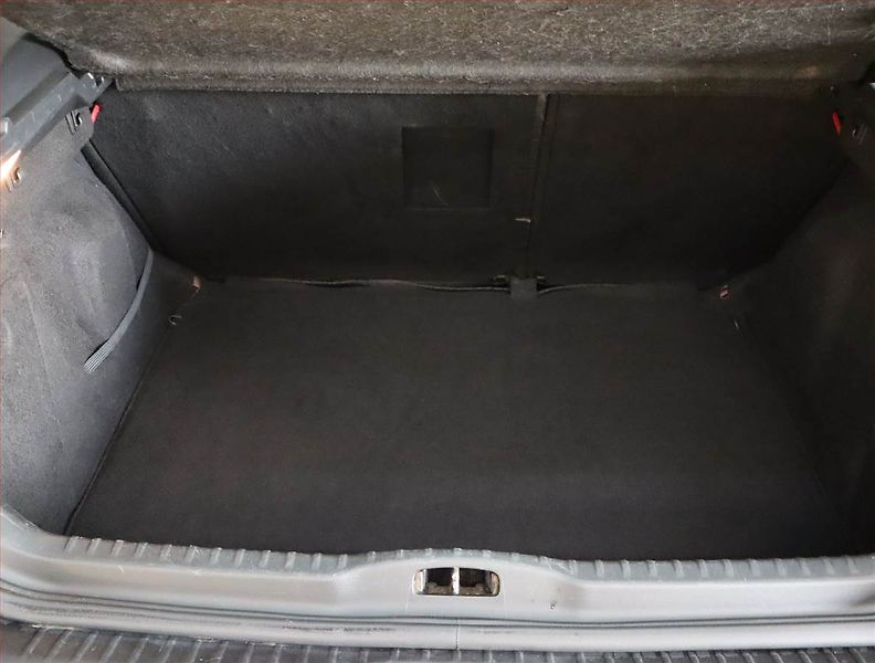 Peugeot 308 (2012) 1.6 HDi, Tempomat - fotka 14 z 18