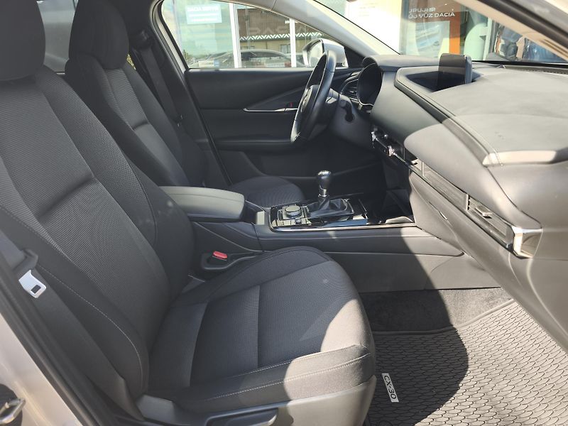 Mazda CX-30 2022 ČR 2.0 Skyactiv 137kW GT+ - fotka 21 z 36