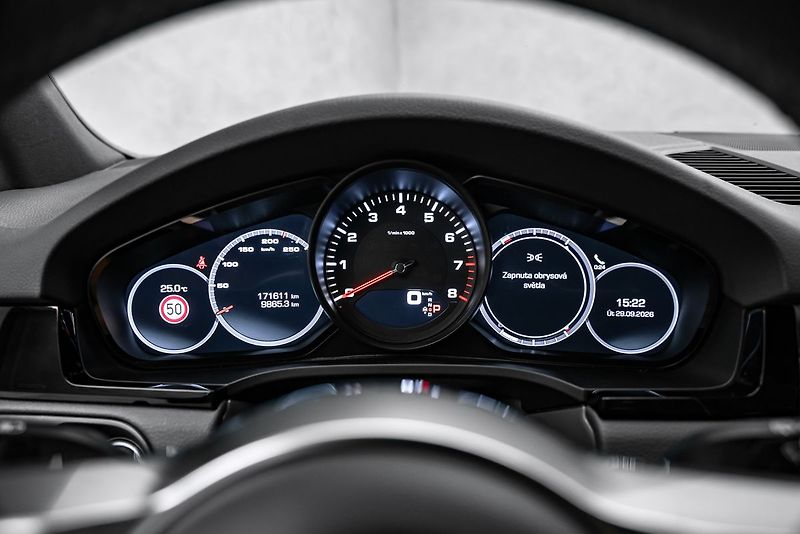 Porsche Cayenne 250kW, vzduch, RS Spyder, Spor - fotka 19 z 21