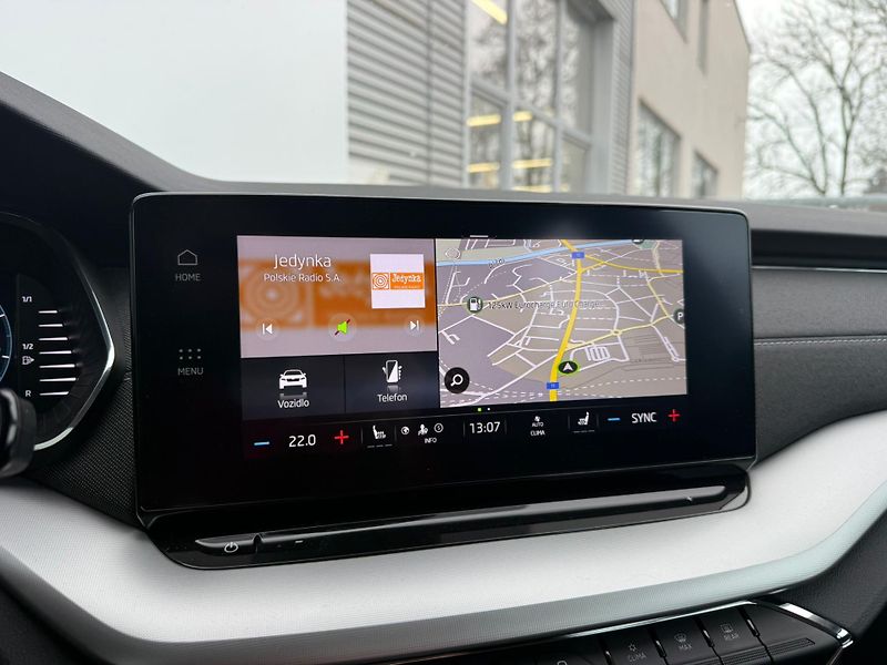Škoda Octavia Style Plus 2.0 TSI 140kw 4x4 D - fotka 11 z 25