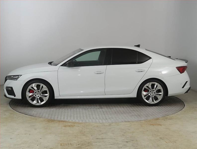 Škoda Octavia (2021) RS 2.0 TSI - fotka 3 z 32