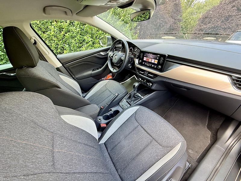 Škoda Scala (2023) 1,5TSi 110kW STYLE DSG Koup.ČR - fotka 4 z 20