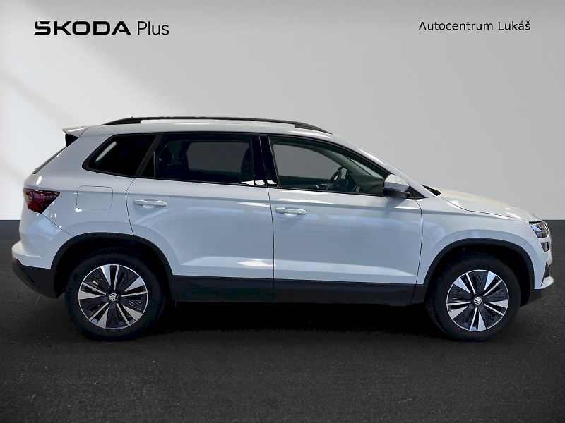 Škoda Karoq (2024) TOP SELECTION 2.0 TDI 4x4 110 - fotka 18 z 33