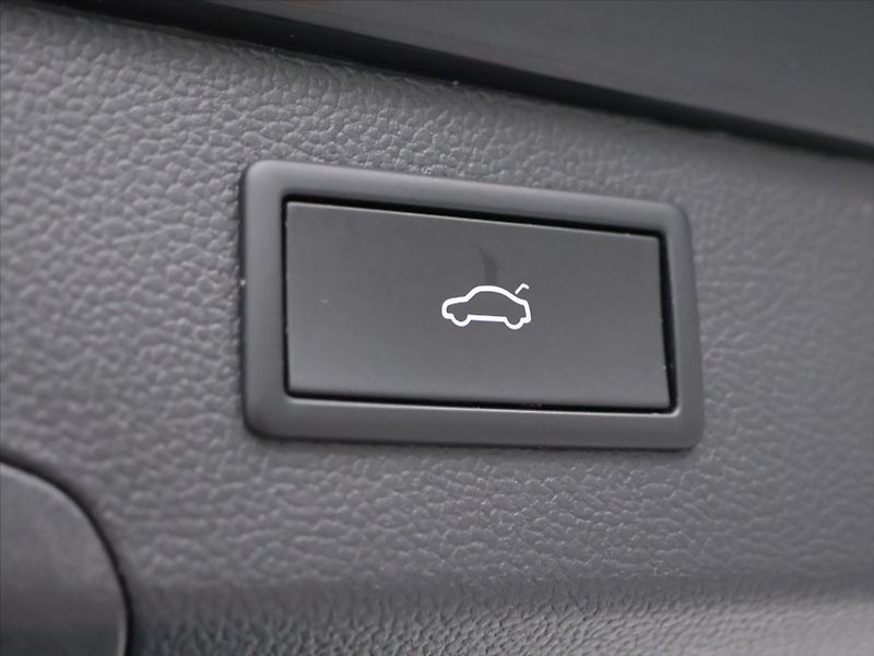 Škoda Superb 2,0 TSI 110KW SELECTION DPH - fotka 11 z 38