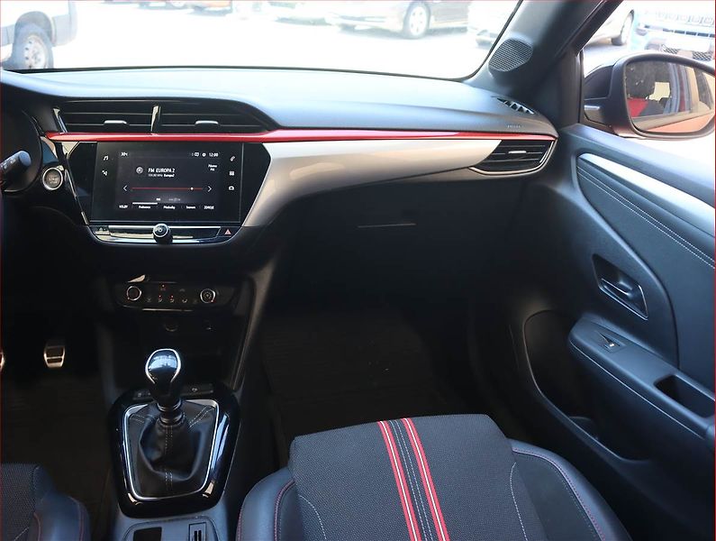 Opel Corsa (2022) GS Line 1.2 Turbo, Serv.kniha - fotka 8 z 19