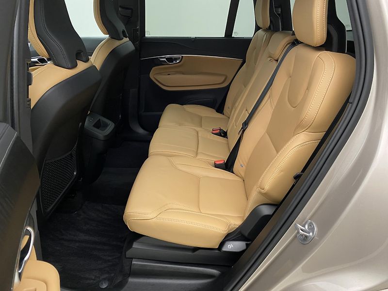 Volvo XC90 B5 AWD BRIGHT PLUS AUT CZ - fotka 5 z 63