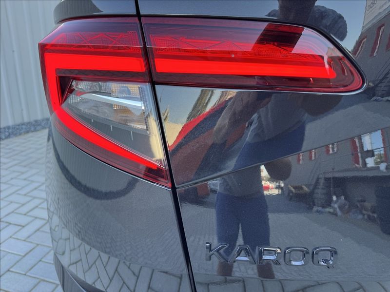 Škoda Karoq 1,5 TSI DSG SPORTLINE DPH ČR - fotka 15 z 50