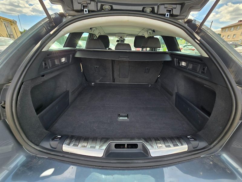 Peugeot 508 (2012) SW 1.6 HDi automat - fotka 17 z 22