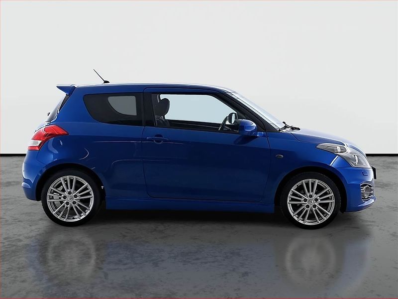 Suzuki Swift (2012) 1.6 Sport, Xenony, Tempomat - fotka 6 z 19