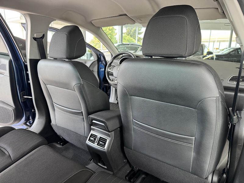 Renault Mégane 1,3 TCe*KeyLess*PDC*1.Maj*ČR - fotka 16 z 29