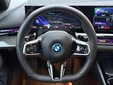 BMW Řada 5 (2025) 550e xDrive Touring M Sport - náhled 17