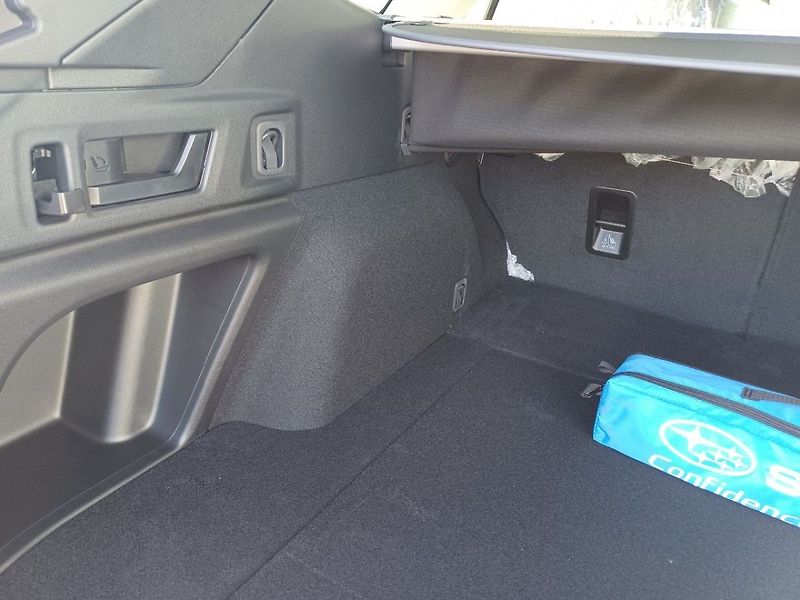 Subaru Outback Touring ES Lineartronic 2,5i 1 - fotka 10 z 25
