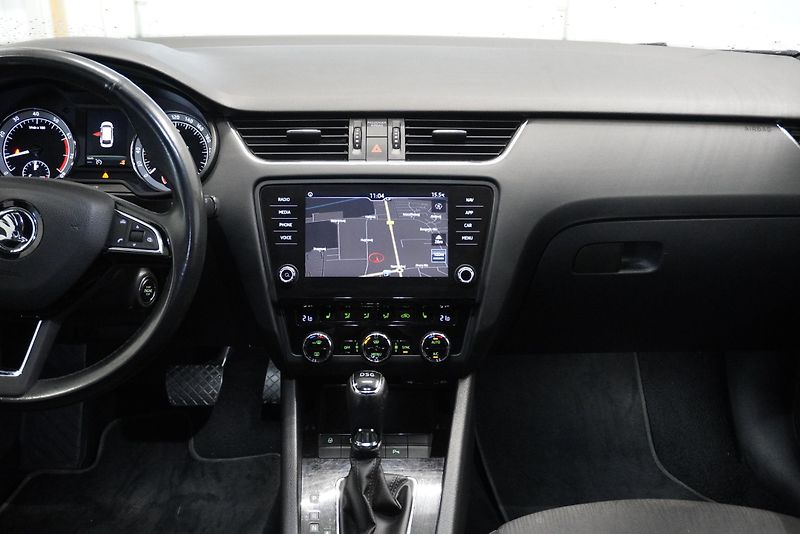 Škoda Octavia  1.4 TSi 110 kW STYLE DSG - fotka 22 z 28