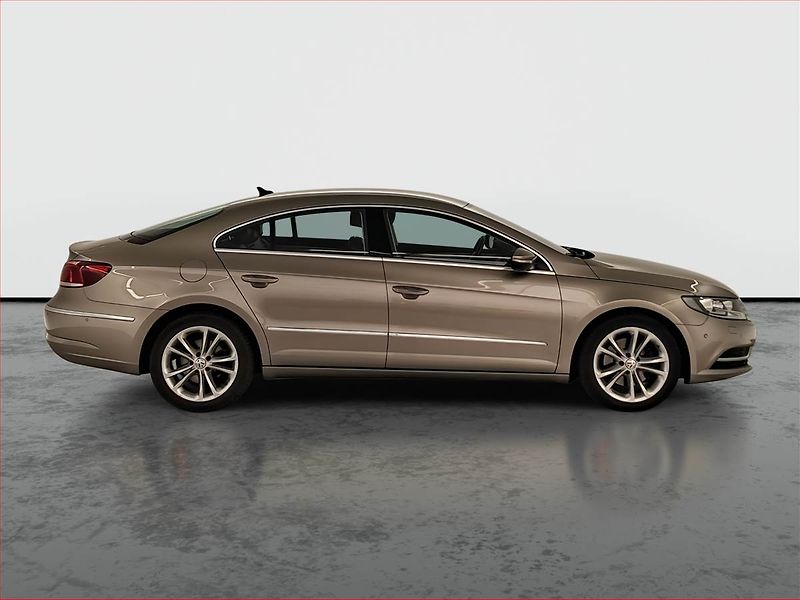 Volkswagen CC (2013) Highline 2.0 TDI, Kůže, Navi - fotka 6 z 21