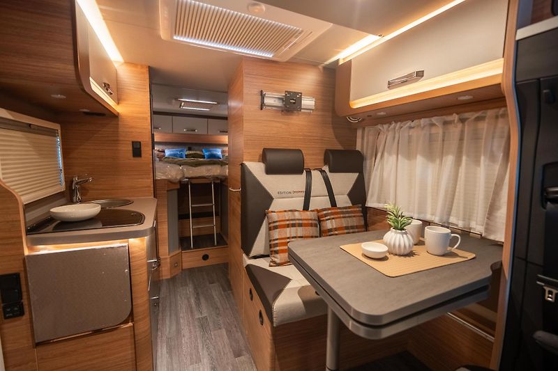 Weinsberg CaraCompact MB (2026) 640 MEG [PEPPER] EDITION - fotka 9 z 22