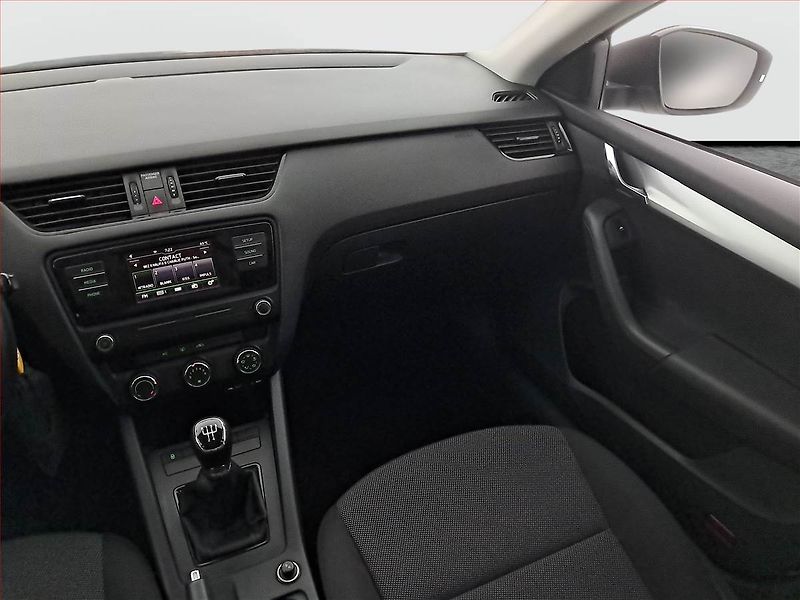 Škoda Octavia (2013) 1.2 TSI, Tempomat - fotka 8 z 17