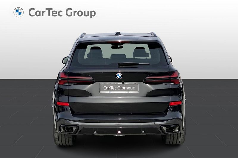 BMW X5 xDrive40d - fotka 5 z 8