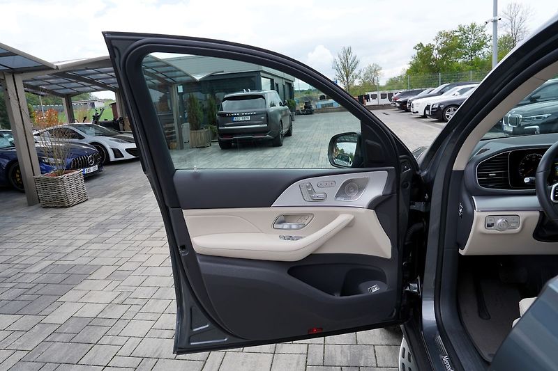 Mercedes-Benz GLE 350d 4Matic AMG/275 PS/ČR - fotka 21 z 49