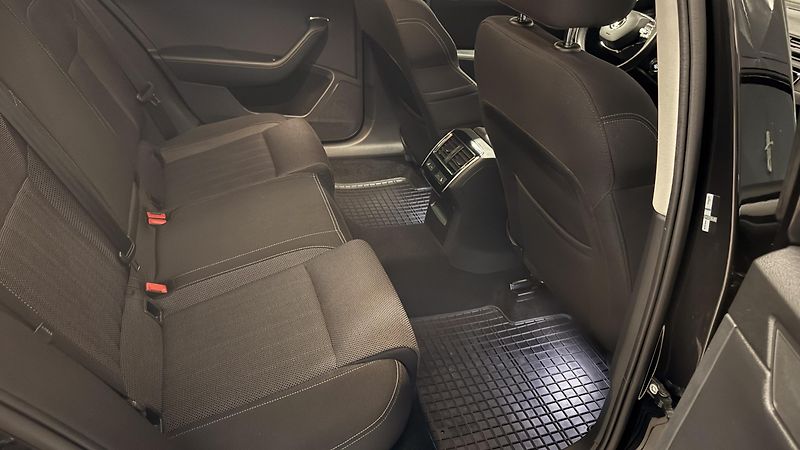 Škoda Superb (2020) 1.4 IV,PHEV ,DOJEZD 38KM,LED - fotka 21 z 49