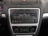 Škoda Octavia (2009) Ambiente 1.9 TDI DPF, Tempomat - náhled 12