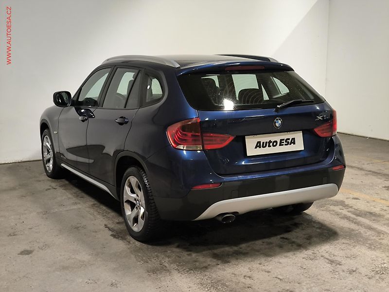 BMW X1 (2011) 2.0 D sDrive, Bixen, TZ - fotka 4 z 16