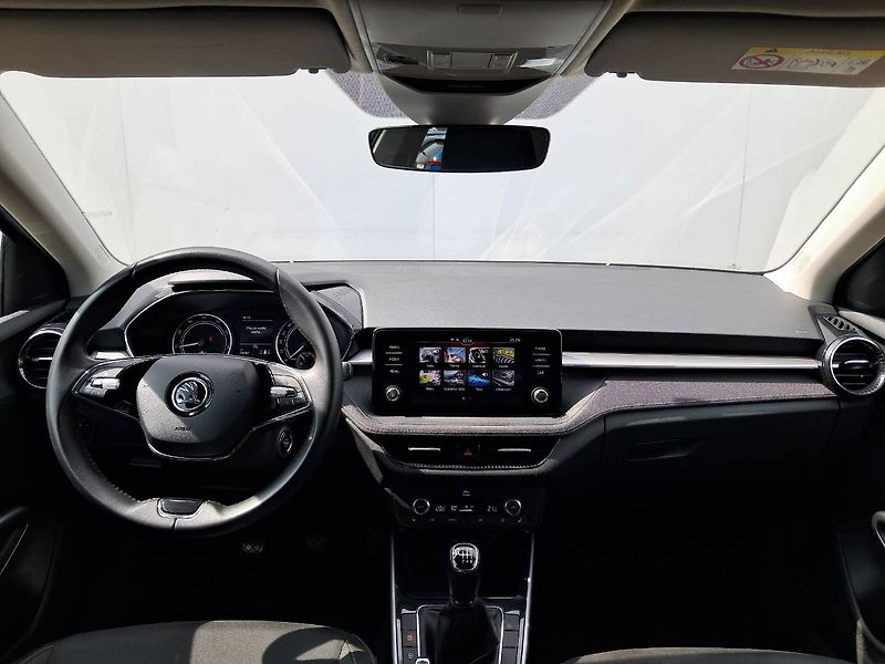 Škoda Fabia (2023) IV STYLE Plus 1.0 TSI / 81 kW - fotka 7 z 25