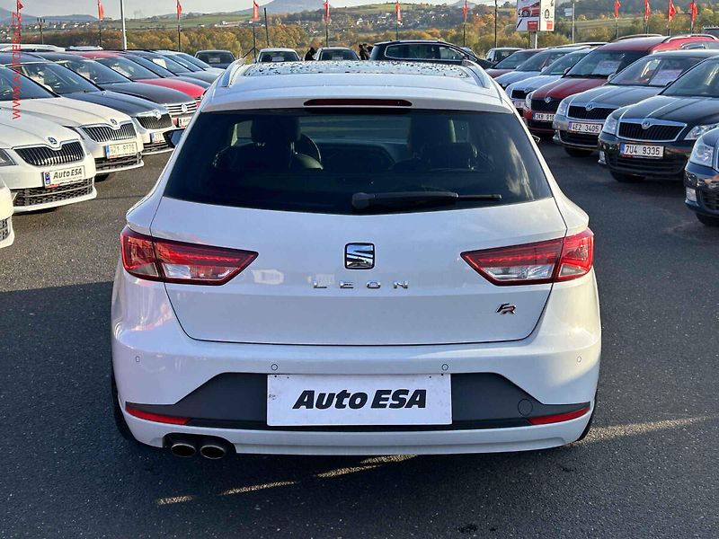 Seat Leon (2014) 2.0TDi, navi, panor. - fotka 5 z 18