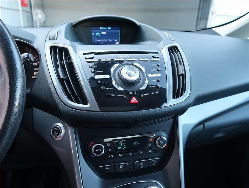 Škoda Fabia (2012) 1.2 TSI, po STK - fotka 12 z 17