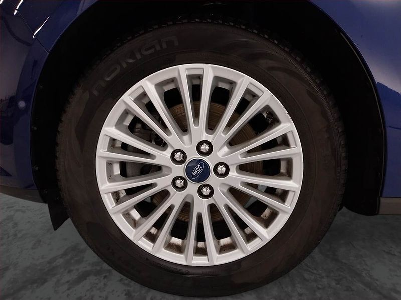 Ford Galaxy (2016) Titanium 2.0 TDCi, 7 míst - fotka 15 z 22