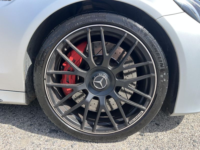 Mercedes-Benz Třídy C (2017) C63S AMG V8 Biturbo  - fotka 21 z 55