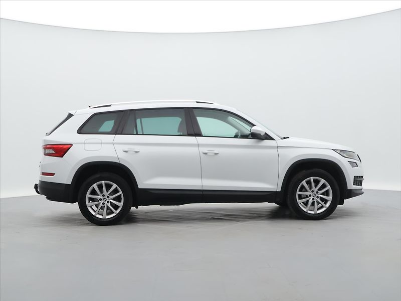 Škoda Kodiaq 2,0 TDI 110kW 4x4 DSG CZ - fotka 8 z 34