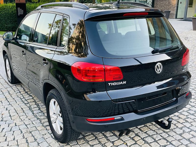 Volkswagen Tiguan 1.4TSI MANUÁL SENZORY TAŽNÉ  - fotka 17 z 45