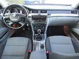 Škoda Superb (2011) 1.6 TDI 77kW ZIMNÍ PNEU - náhled 9